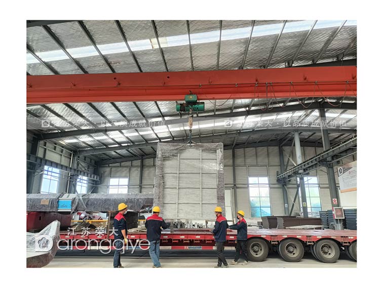 廣東智能化候車(chē)亭發(fā)貨第一批配圖一