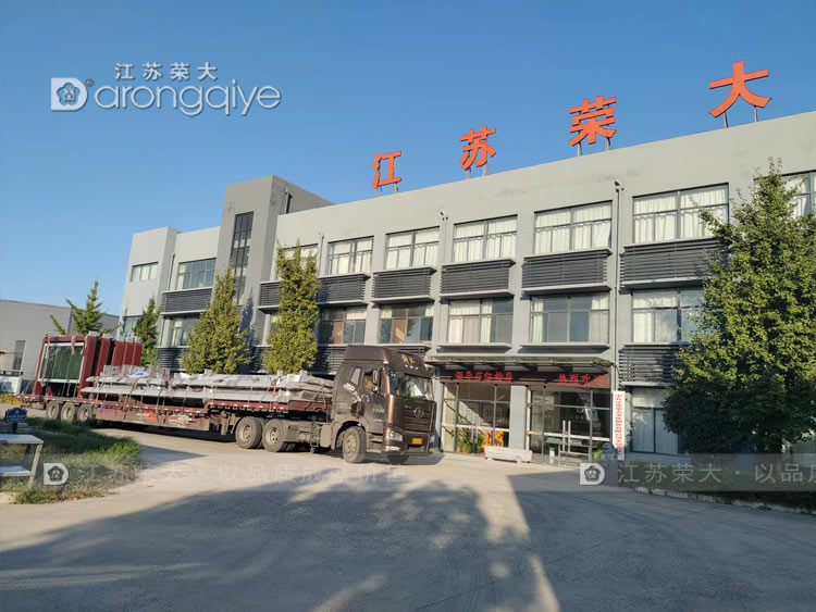 湖北公交候車亭發貨案例